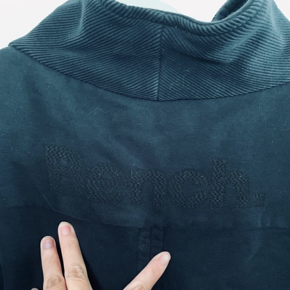 𝅺BENCH Sweater - Picture 3 of 11